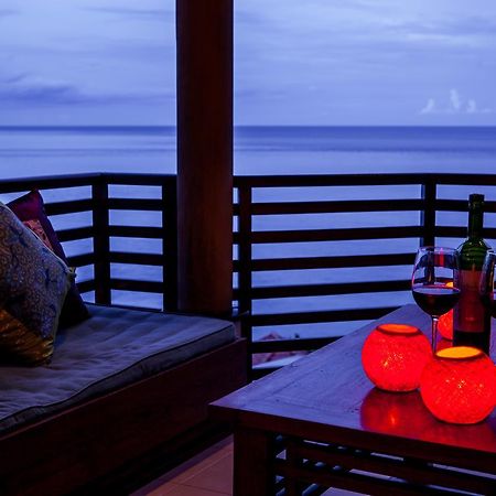 Blue Moon Villas Resort Amed  Exterior photo