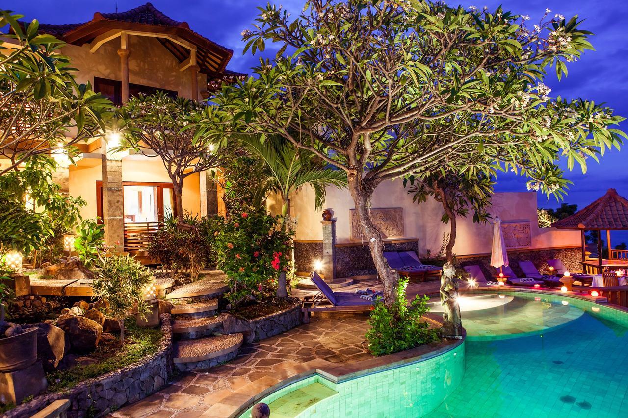 Blue Moon Villas Resort Amed  Exterior photo