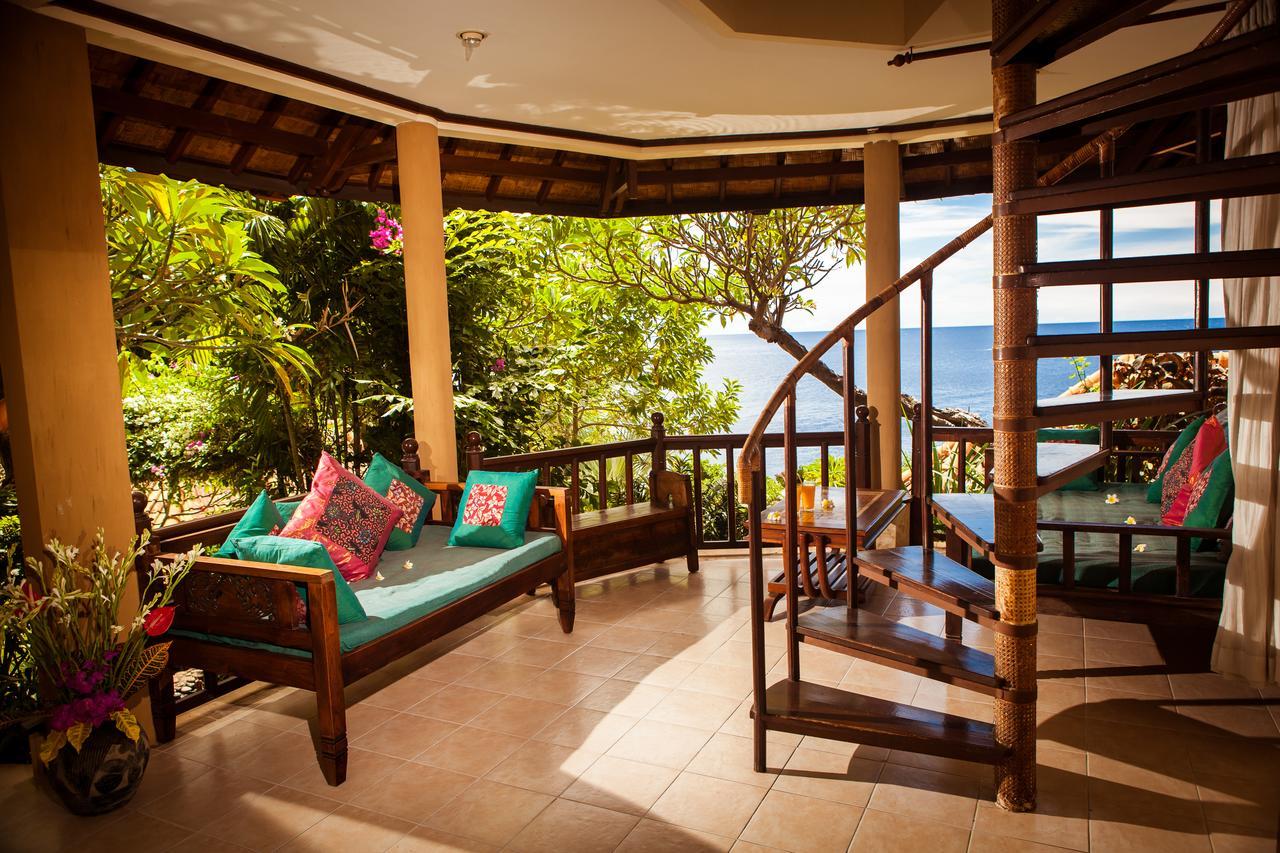 Blue Moon Villas Resort Amed  Exterior photo
